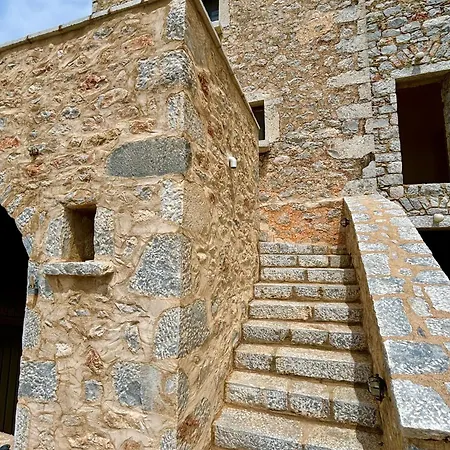 The Olive Tower In Mani Ferienhaus