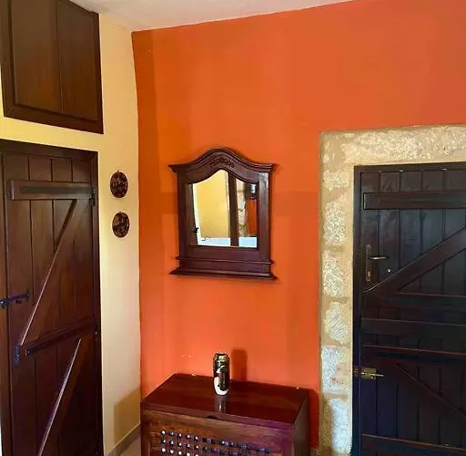 The Olive Tower In Mani * Ano Gardenitsa