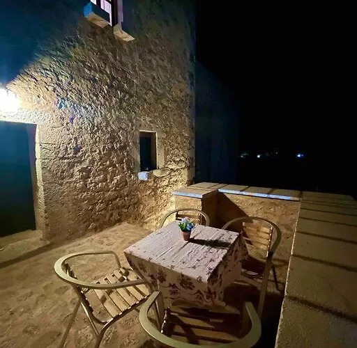 Vakantiehuis The Olive Tower In Mani *