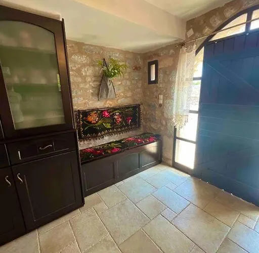 Vakantiehuis The Olive Tower In Mani *