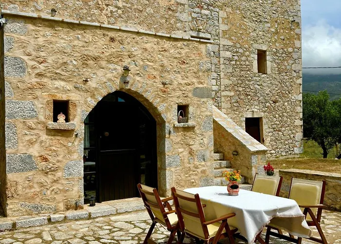 Vakantiehuis The Olive Tower In Mani *